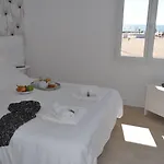 De La Hotel