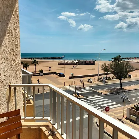 Hotel De La 2*