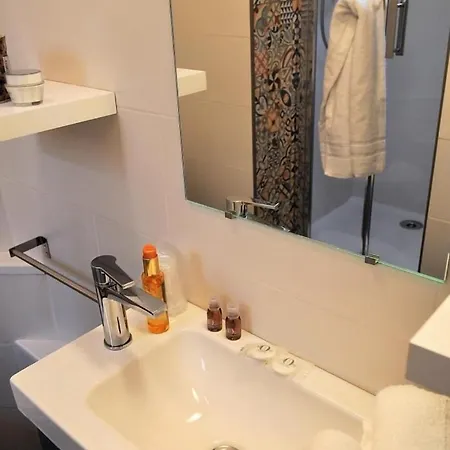 Hotel De La Valras-Plage