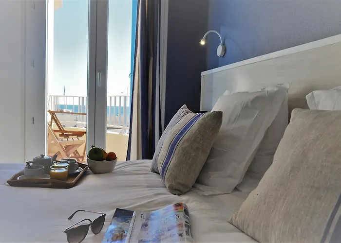 Hotel De La Valras-Plage